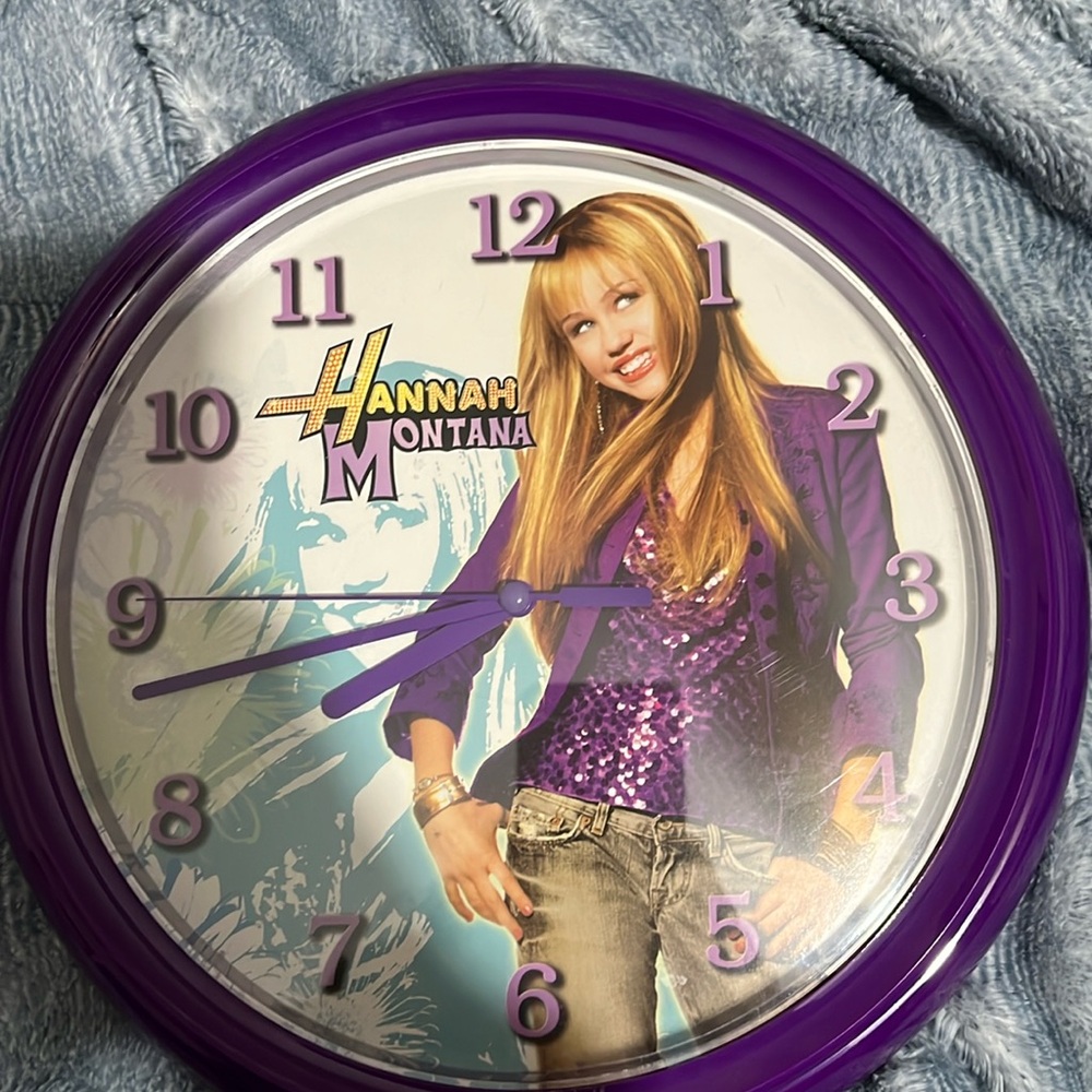 Hannah Montana clock